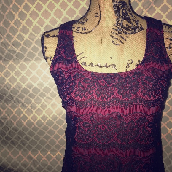 Studio Y Tops - Red/ pink with black lace tank top